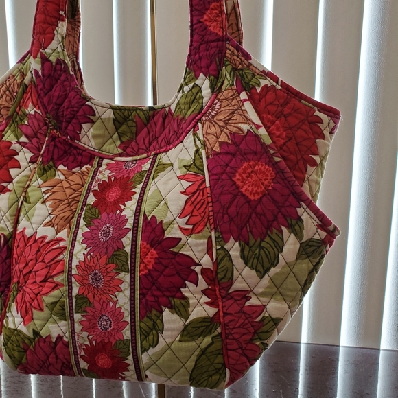 Vera Bradley Hello Dahlia Collection - Picture 2 of 11